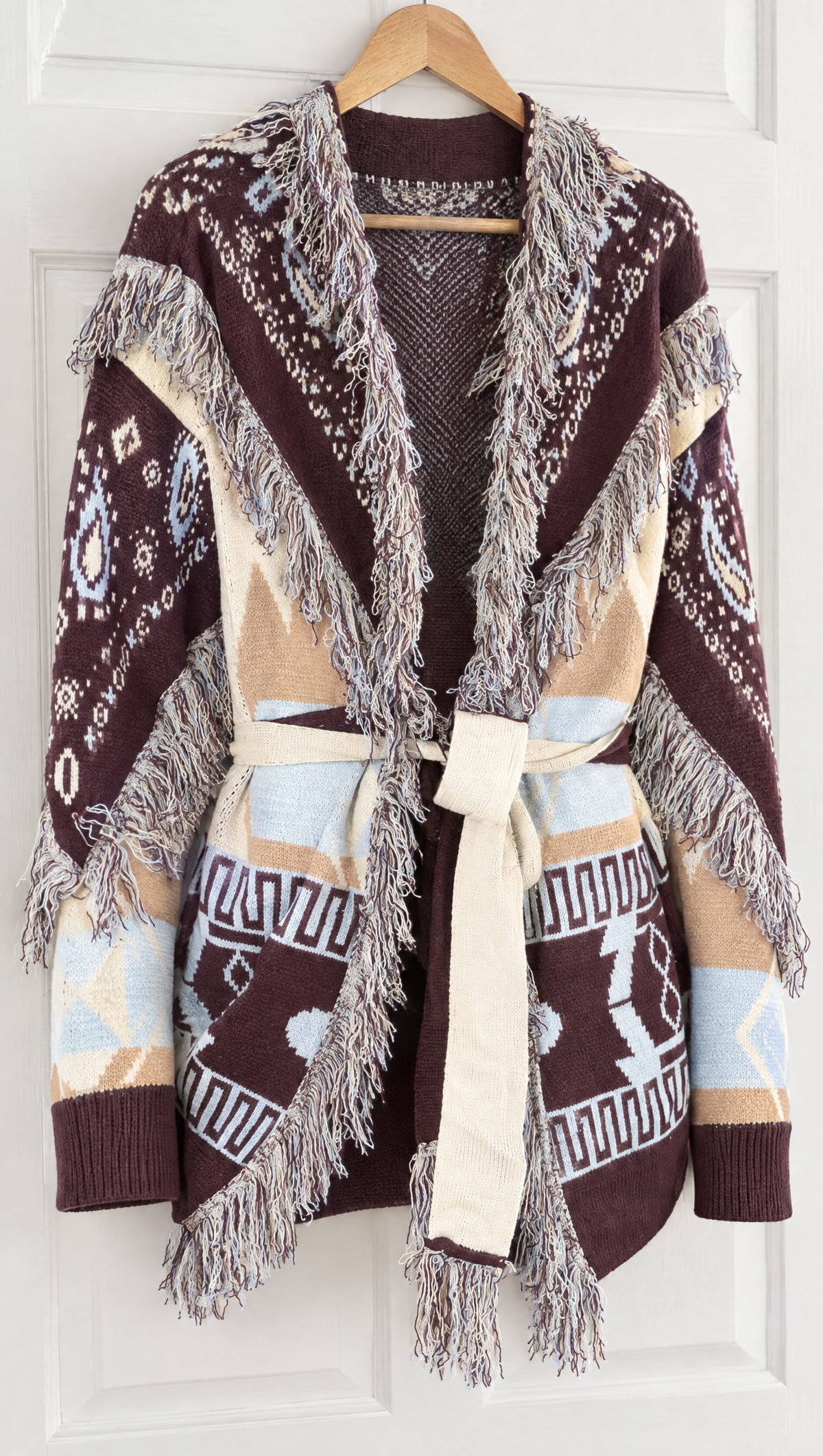 Cardigan Mulberry lungo - dettaglio del jacquard e delle frange
