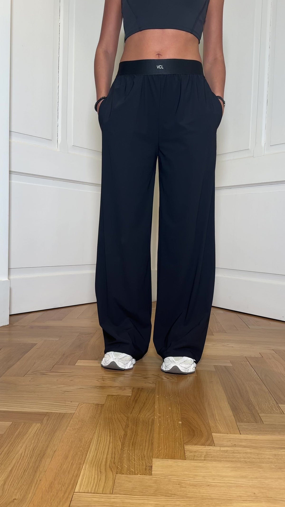 Pantaloni sport neri
