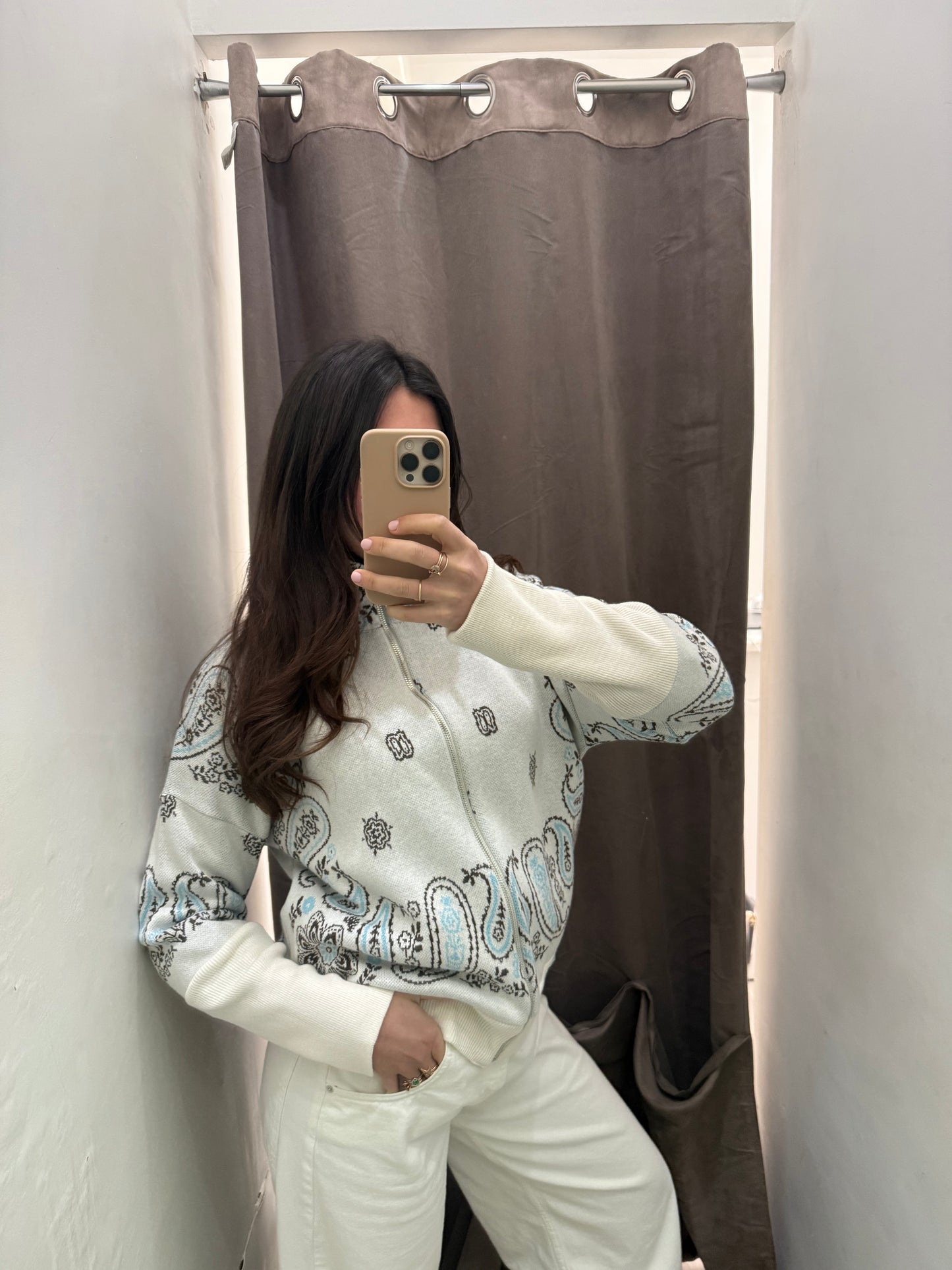 Cardigan Stitch bianco