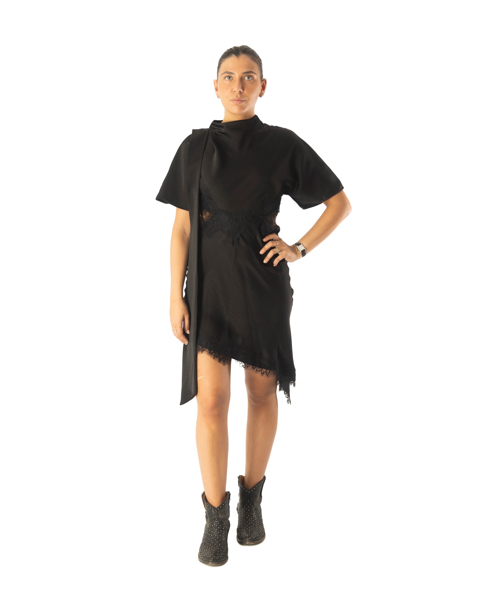 vestito nero pizzo