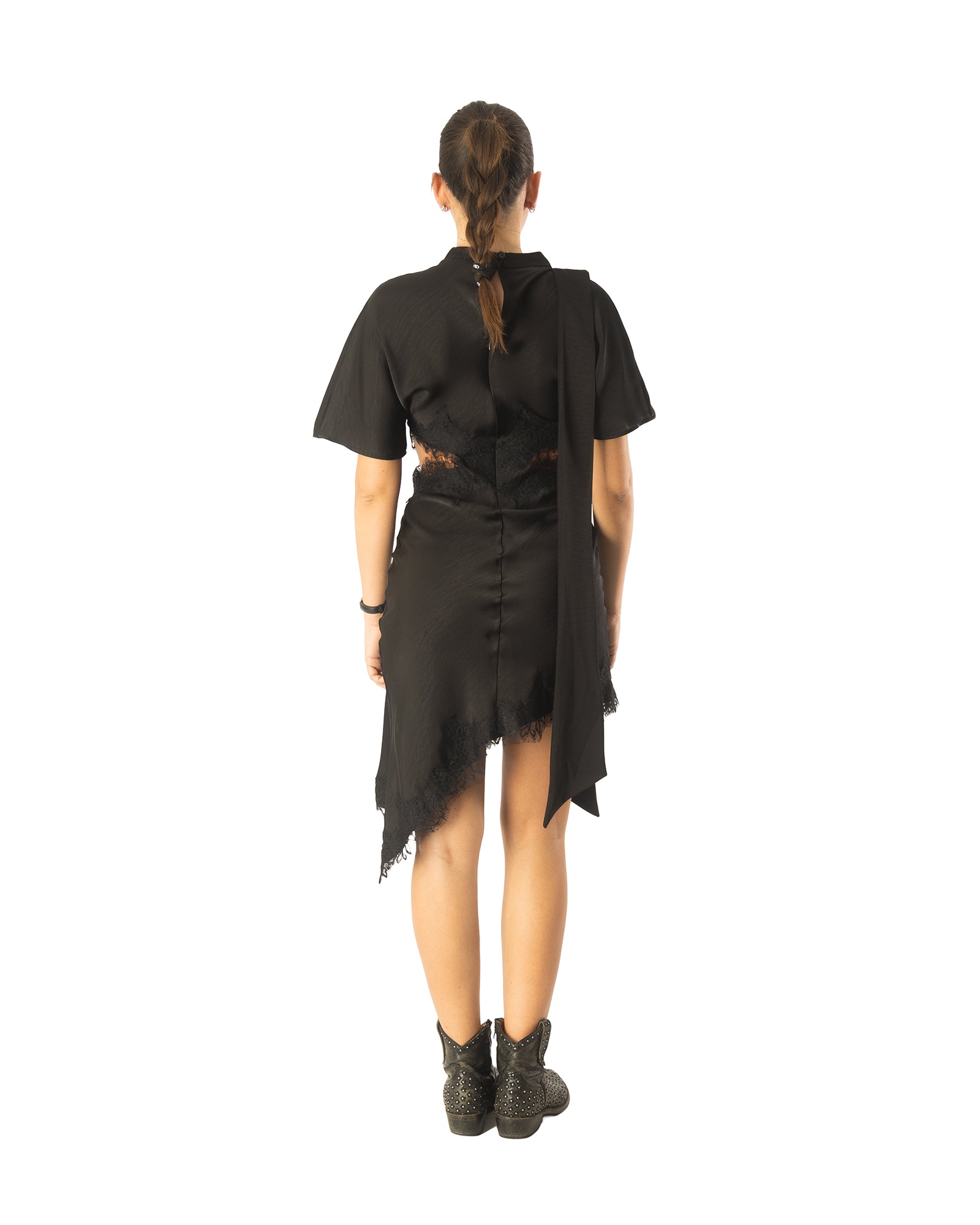 vestito nero pizzo