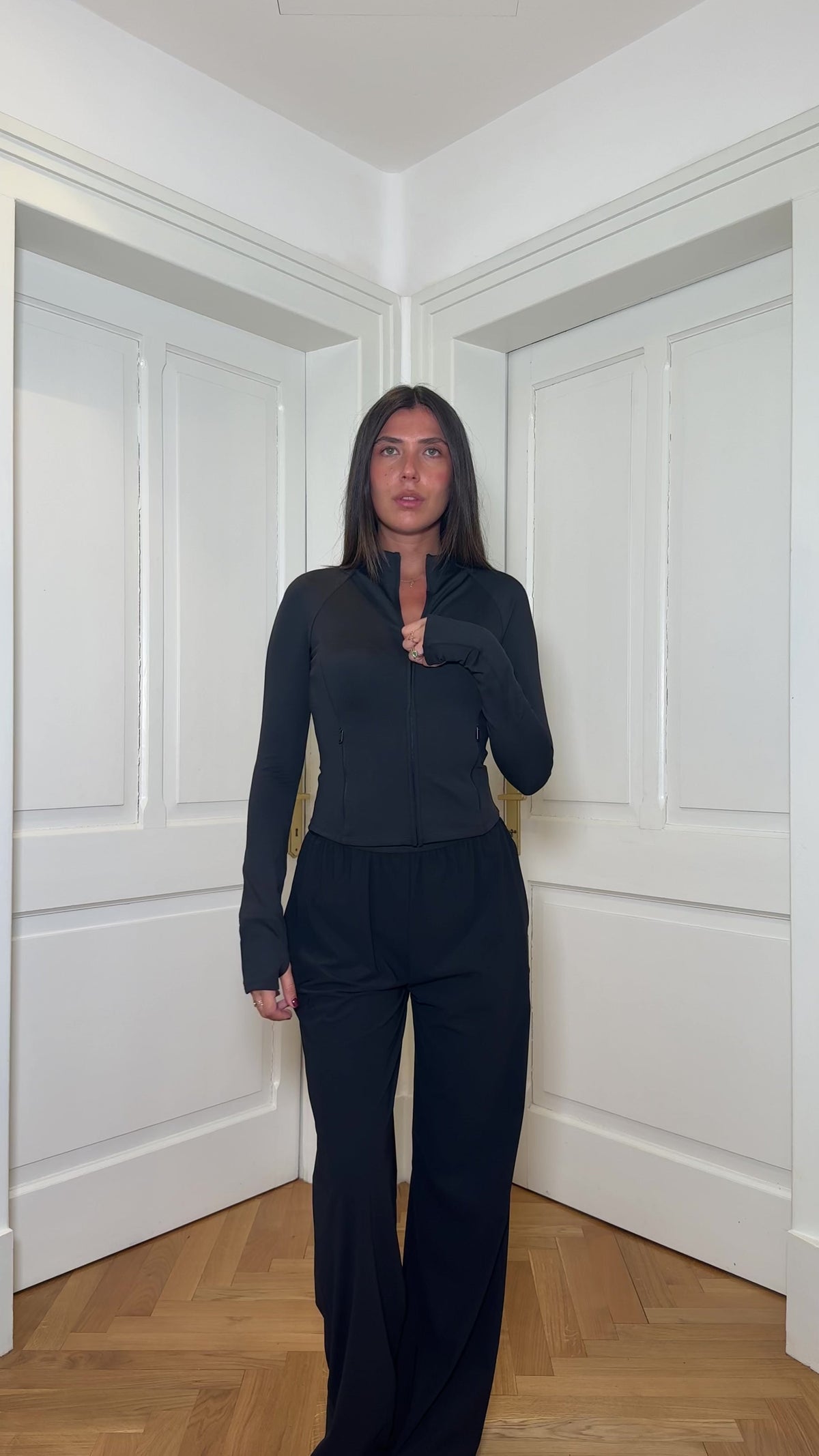 Felpa sport zip nera