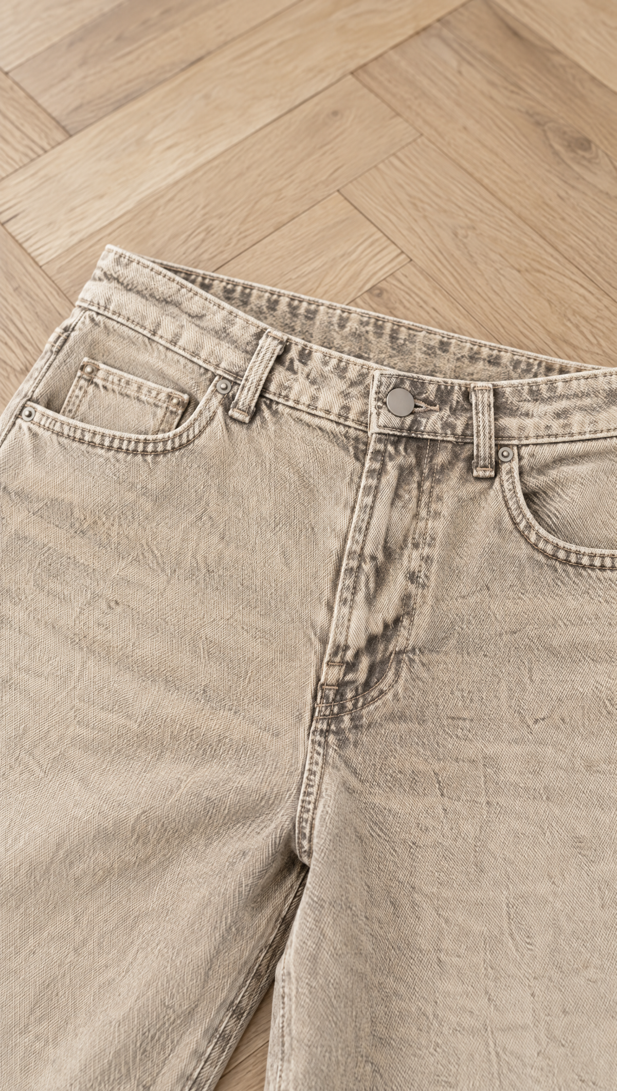 Jeans Alex Sabbiato - dettaglio del denim sabbiato